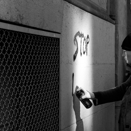 http://www.oleanna.de/files/gimgs/22_grafittimaske.jpg